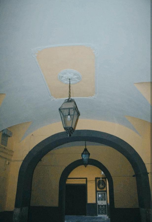 Piccola Maison Nel Centro Di Napoli Εξωτερικό φωτογραφία